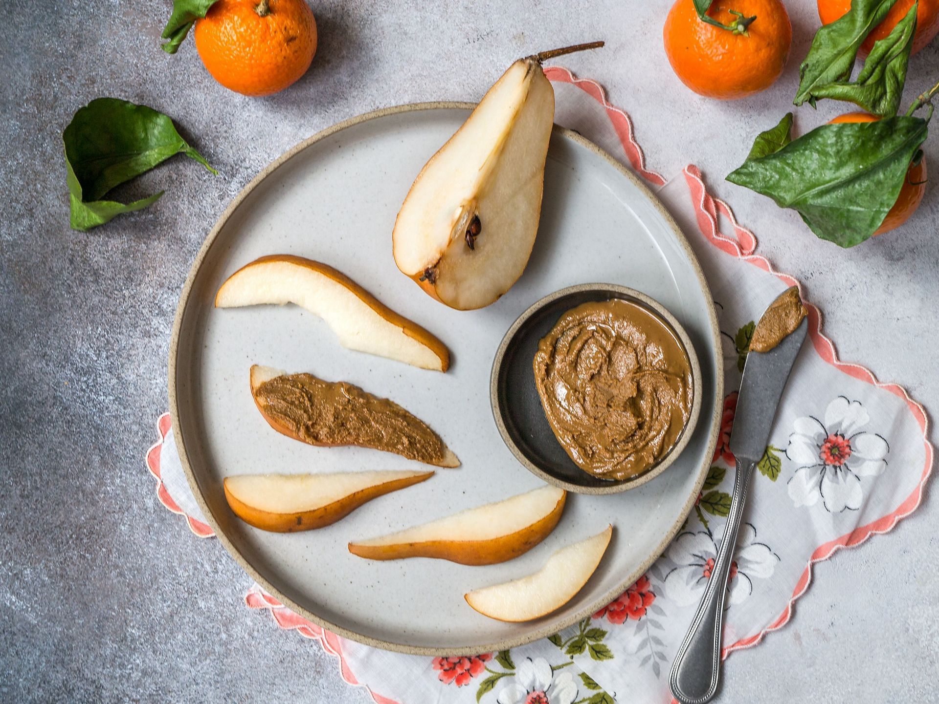 Low in sugar (Image via Unsplash/Christine Siracusa)